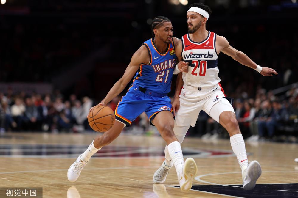 的是他与曼 的是他与曼